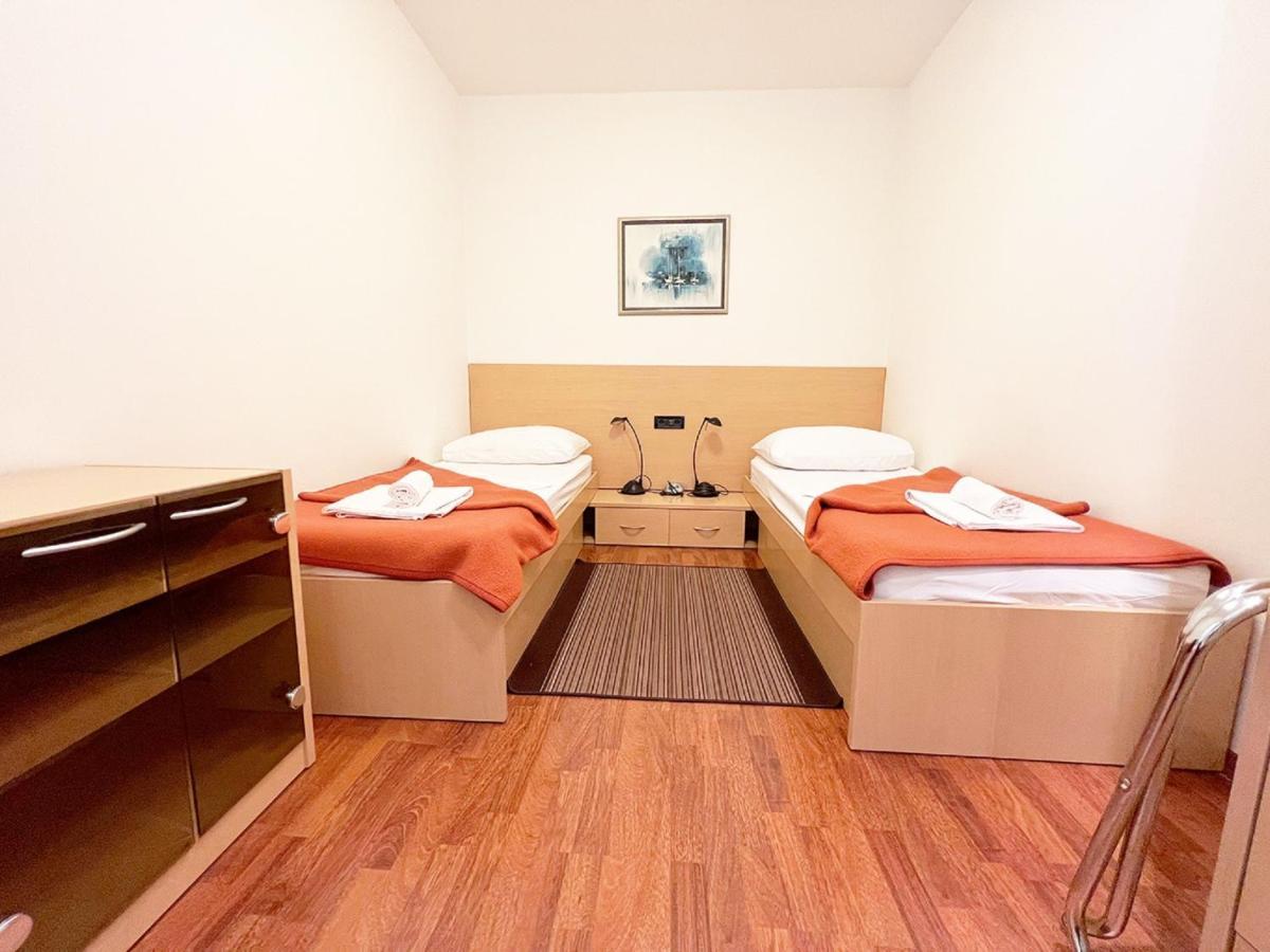 Rooms Studentsko Naselje Ivan Goran Kovacic Rijeka Habitación foto